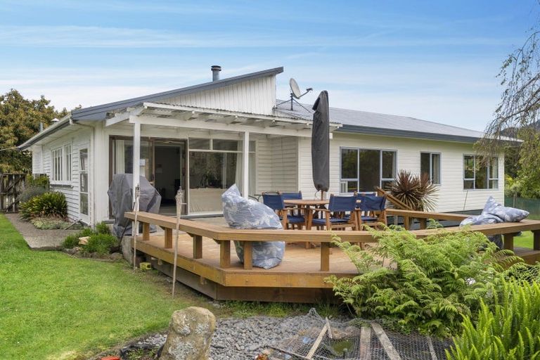 Photo of property in 348 Manoeka Road, Te Puke, 3183