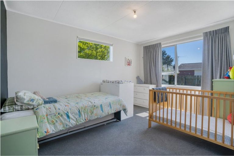 Photo of property in 5 Waterford Drive, Winton, 9720