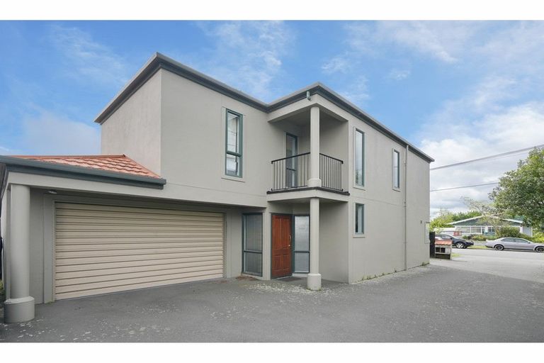 Photo of property in 16 Macaulay Street, Addington, Christchurch, 8024