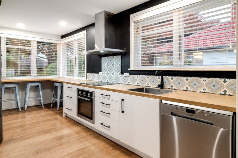 Photo of property in 47 Guildford Street, Burnside, Christchurch, 8053