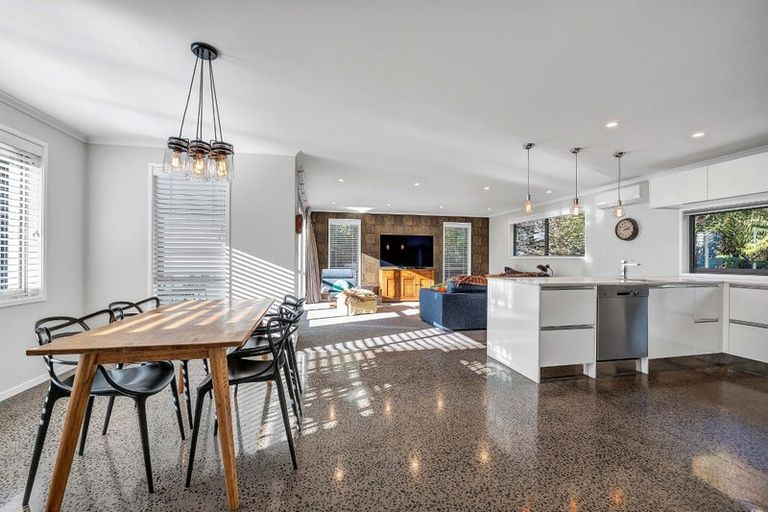Photo of property in 83a Young Street, New Plymouth, 4310