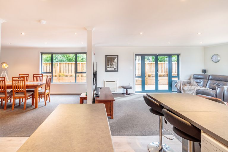 Photo of property in 7 Holyport Close, Fairfield, Dunedin, 9018
