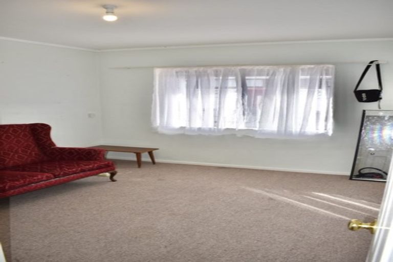 Photo of property in 12 Renata Road, Otaki, 5512