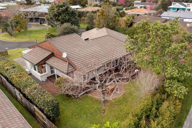Photo of property in 9r Cherry Way, Bethlehem, Tauranga, 3110