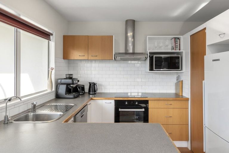 Photo of property in 7 Castleview Lane, Heathcote Valley, Christchurch, 8022