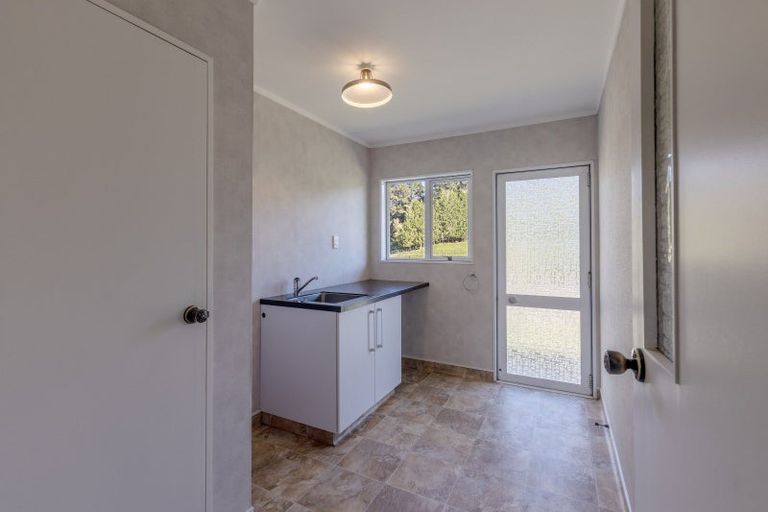 Photo of property in 208 Adelaide Road, Dannevirke, 4930