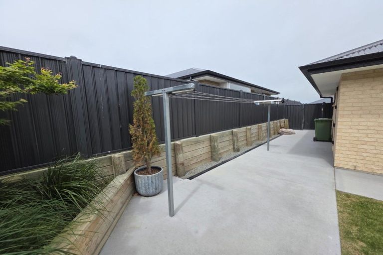 Photo of property in 13 Royal Oak Crescent, Holmes Hill, Oamaru, 9401