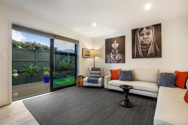 Photo of property in 330 Harbourside Drive, Karaka, Papakura, 2113