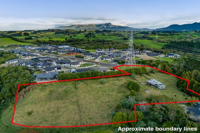 Photo of property in 36 Honeyfield Drive, Whalers Gate, New Plymouth, 4310