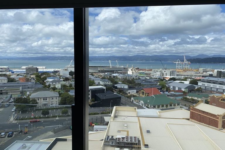 Photo of property in Frame Apartments, 1601/111 Molesworth Street, Thorndon, Wellington, 6011