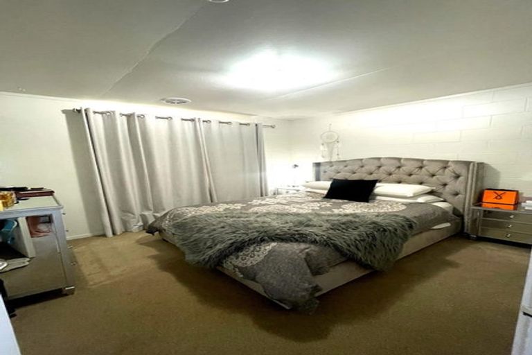 Photo of property in 87 Nikau Street, New Lynn, Auckland, 0600