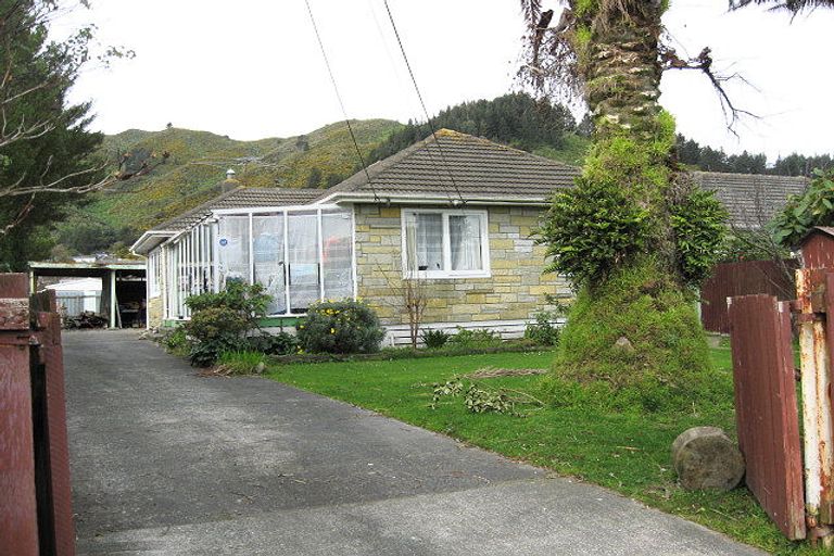 Photo of property in 24 Frederick Street, Wainuiomata, Lower Hutt, 5014