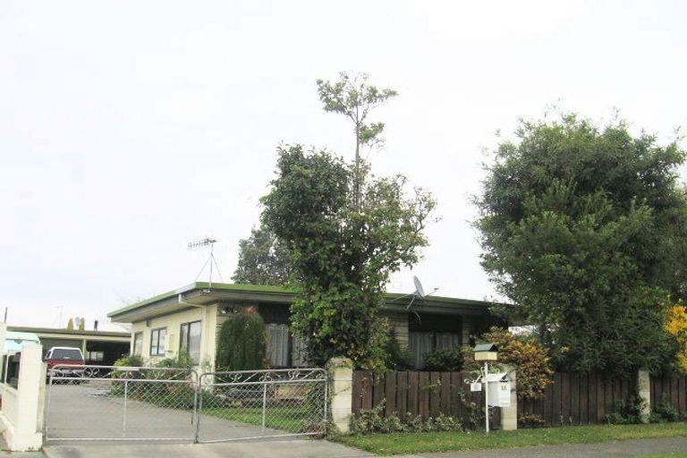 Photo of property in 10 Cooke Place, Taradale, Napier, 4112