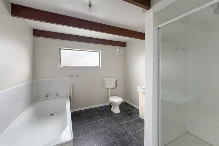 Photo of property in 84b Manuka Street, Castlecliff, Whanganui, 4501