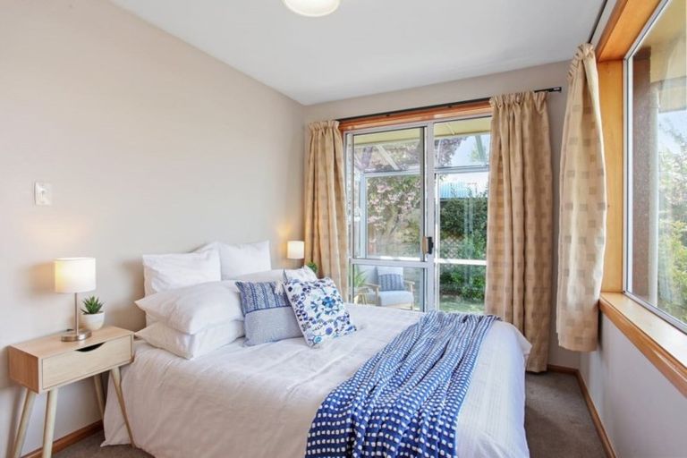 Photo of property in 2/11 Kinver Place, Spreydon, Christchurch, 8024