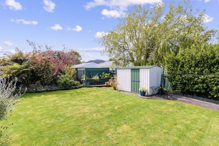 Photo of property in 17b Cypress Grove, Paraparaumu, 5032