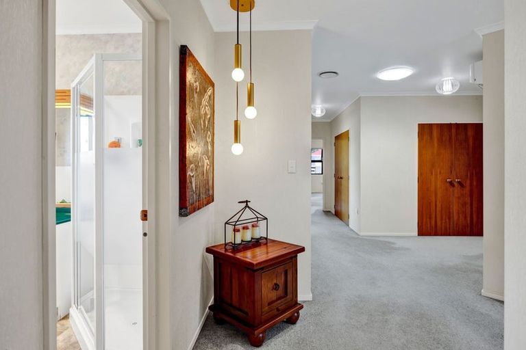 Photo of property in 31 Wilson Street, Hawera, 4610