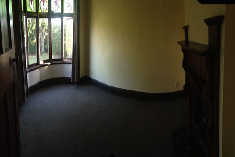 Photo of property in 17 Lyndon Street, Riccarton, Christchurch, 8011