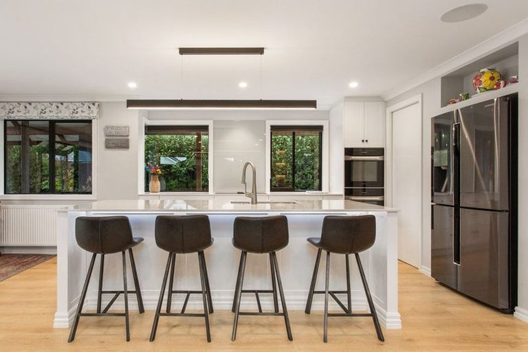 Photo of property in 7 Glandovey Road, Fendalton, Christchurch, 8052