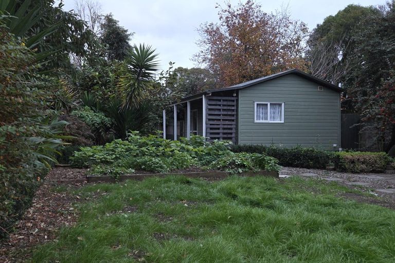 Photo of property in 25 Poulton Avenue, Richmond, Christchurch, 8013