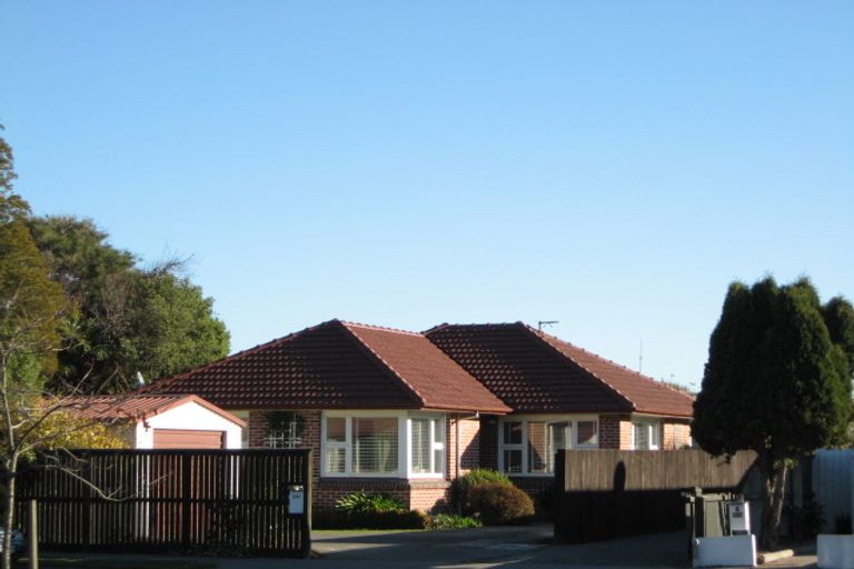 Photo of property in 201a Main Road North, Redwood, Christchurch, 8051