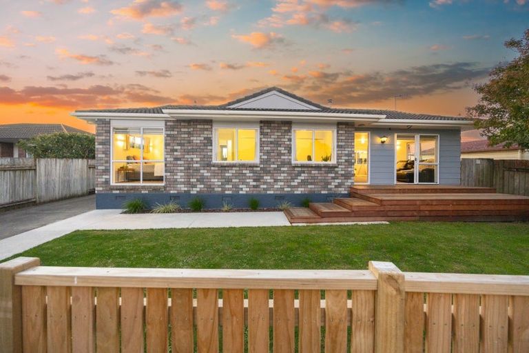 Photo of property in 4 Emmerdale Mews, Highbury, Palmerston North, 4412