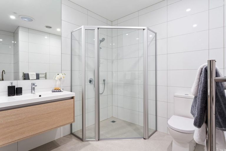 Photo of property in 15 Periko Way, Takanini, 2112