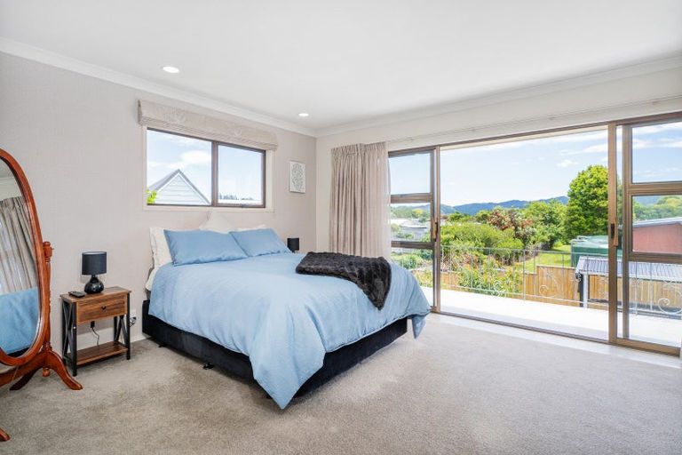 Photo of property in 2 Hamilton Crescent, Whitianga, 3510
