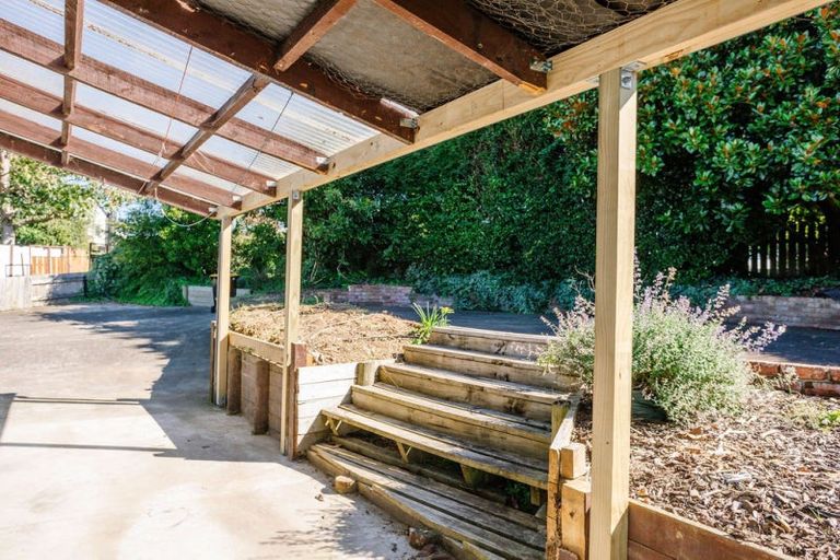 Photo of property in 11 Maclaurin Street, Dannevirke, 4930