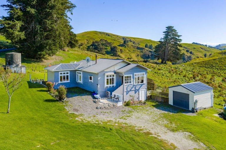 Photo of property in 147 Mangatuna Road, Weber, Dannevirke, 4970