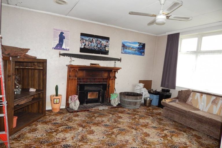 Photo of property in 144 Brougham Street, Westport, 7825