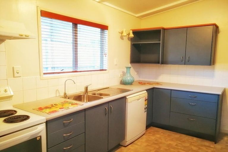 Photo of property in 79 Gardner Avenue, New Lynn, Auckland, 0600