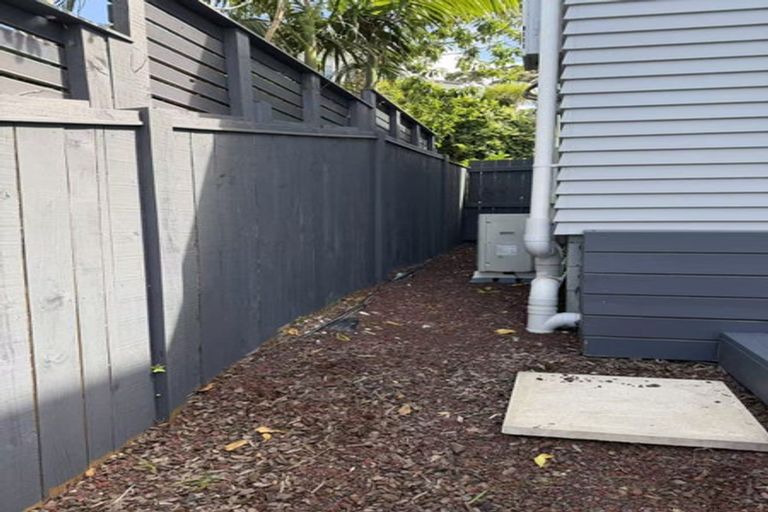 Photo of property in 2/26 Long Bay Drive, Torbay, Auckland, 0630