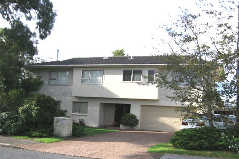 Photo of property in 5 Kelvin Crescent, Te Atatu Peninsula, Auckland, 0610