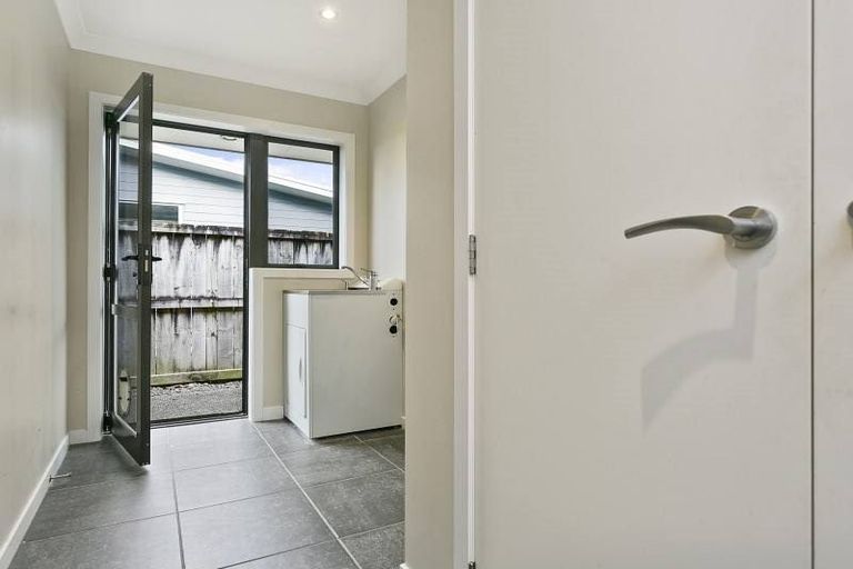 Photo of property in 23 Norfolk Drive, Cambridge, 3434