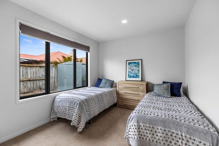 Photo of property in 10 Paua Cove, Papamoa Beach, Papamoa, 3118
