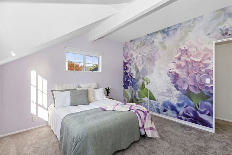 Photo of property in 53 The Drive, Tawa, Wellington, 5028
