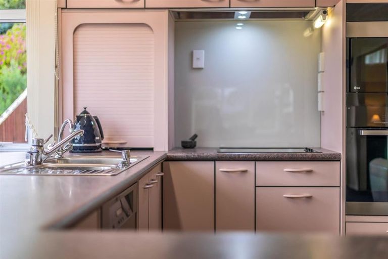 Photo of property in 41 Spinnaker Drive, Whitby, Porirua, 5024