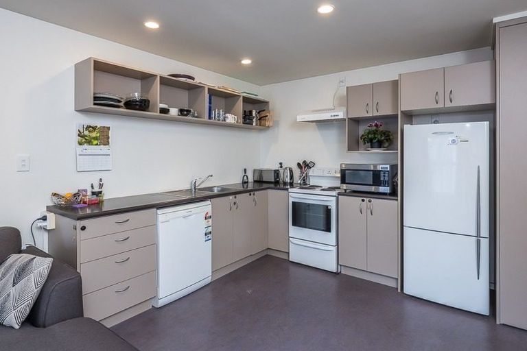 Photo of property in 6/7 Hall Avenue, Newtown, Wellington, 6021