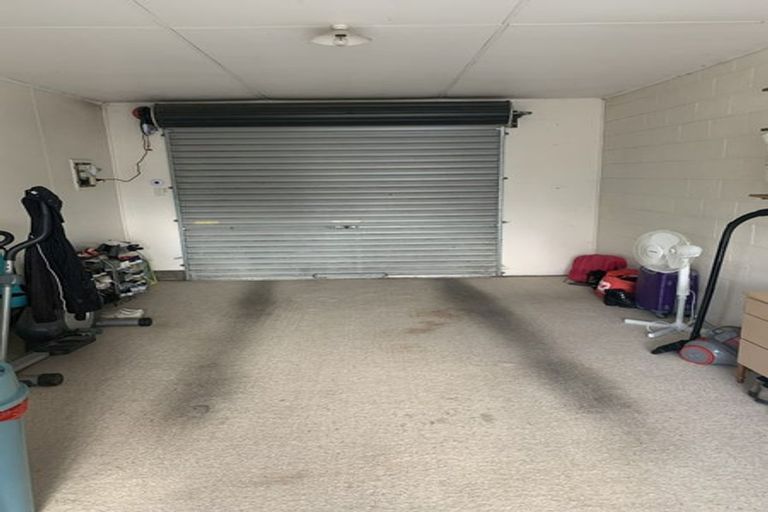 Photo of property in 43 Skerman Street, Marton, 4710