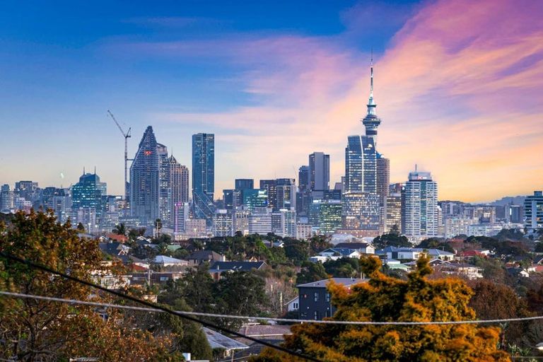 Photo of property in 48a Merani Street, Belmont, Auckland, 0622