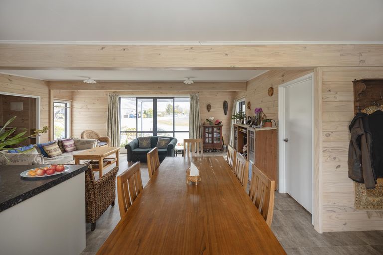 Photo of property in 2 East Road, Otematata, 9412