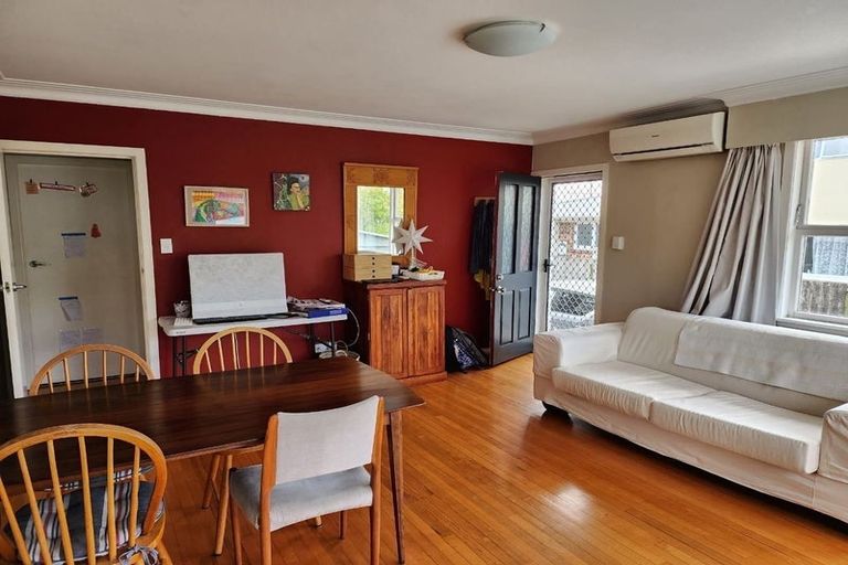 Photo of property in 2/303 Pakuranga Road, Pakuranga Heights, Auckland, 2010