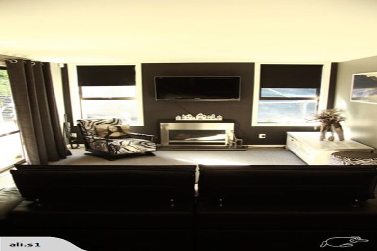 Photo of property in 17 Hawthornden Road, Avonhead, Christchurch, 8042