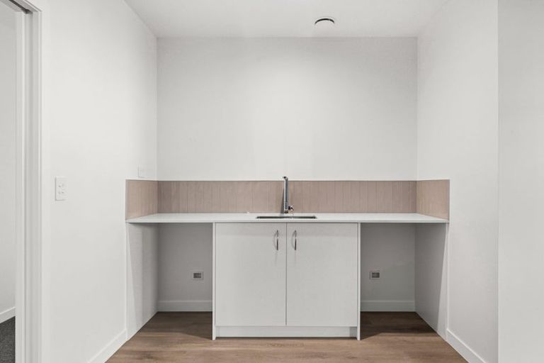 Photo of property in 22 George Yee Place, Taradale, Napier, 4112