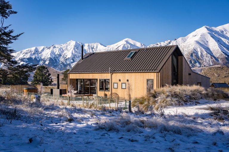 Photo of property in 34a Luge Loop, Castle Hill, 7580