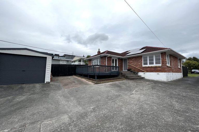 Photo of property in 8 Daytona Road, Henderson, Auckland, 0610