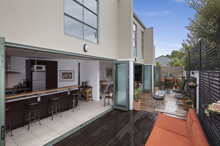 Photo of property in 3/69 Derby Street, St Albans, Christchurch, 8014