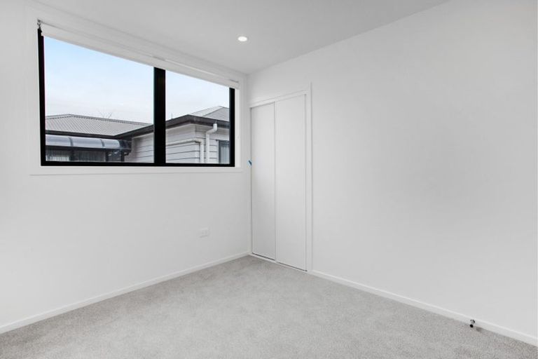 Photo of property in 1/39 Pakuranga Road, Pakuranga, 2010