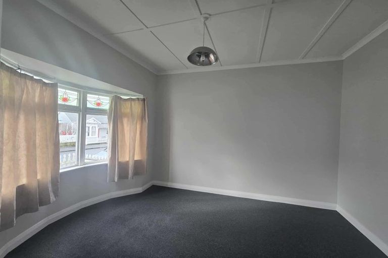 Photo of property in 28 Donald Mclean Street, Newtown, Wellington, 6021